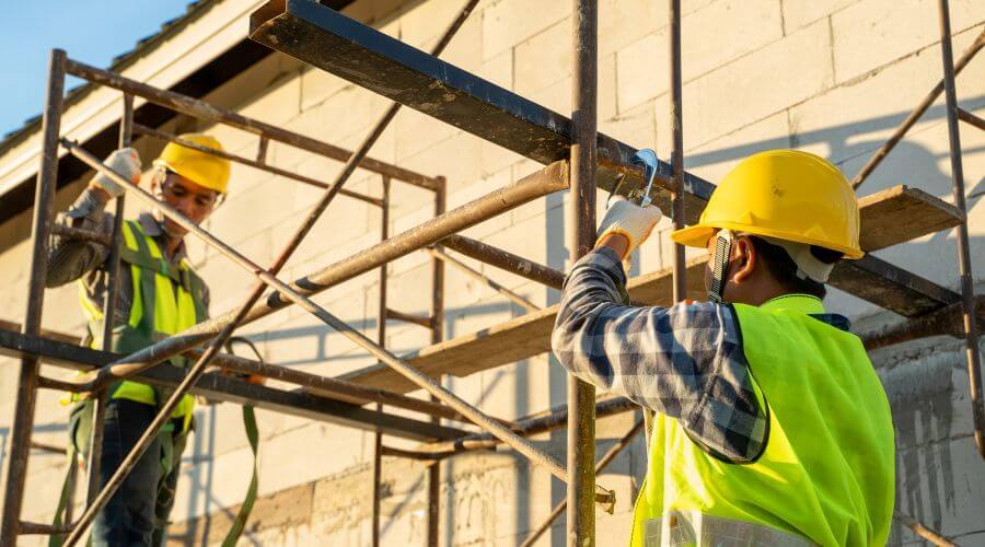 Gutter Repair and Sealing in Compton, CA